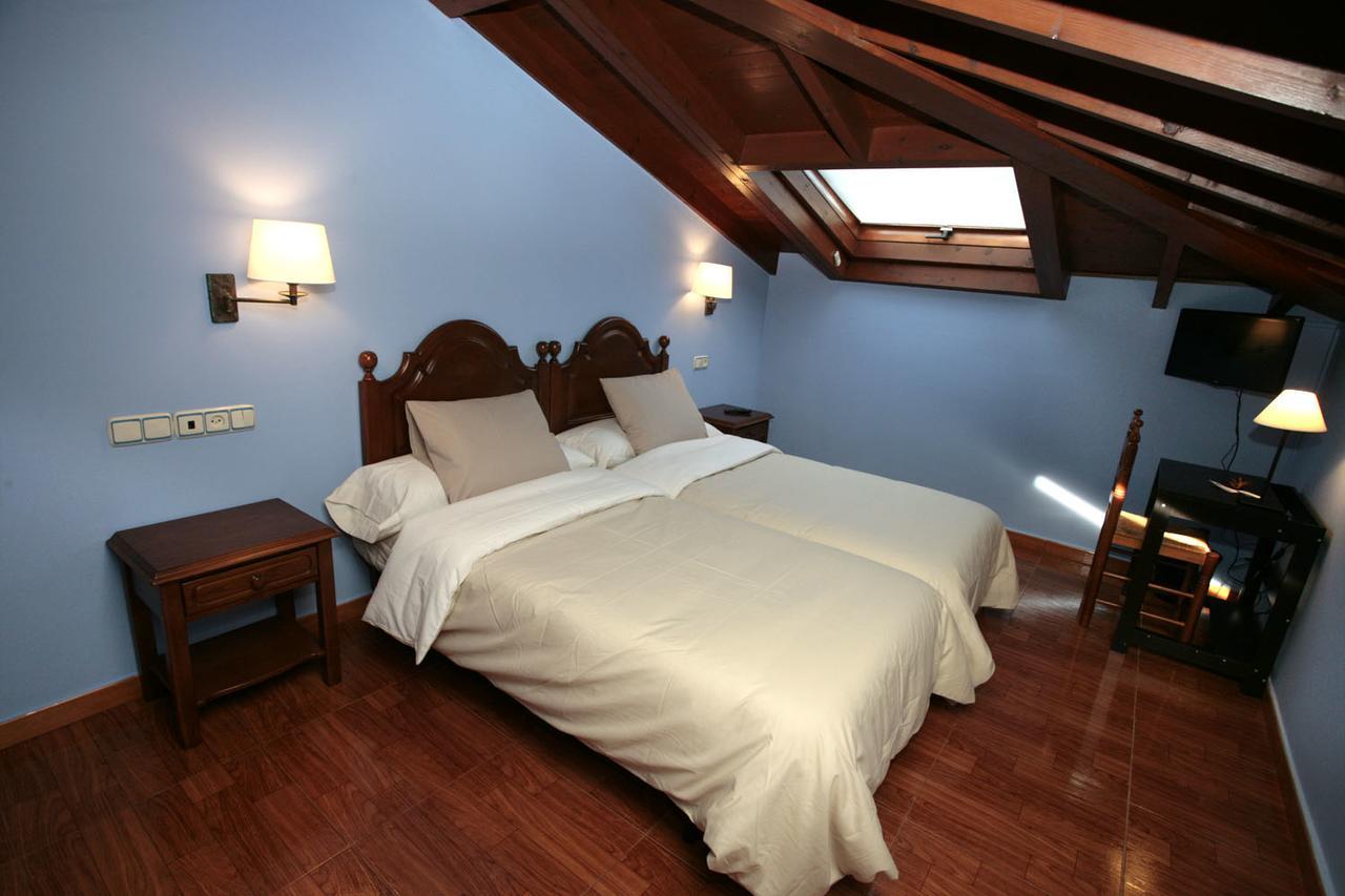 Hotel Pilones Інфієсто Екстер'єр фото