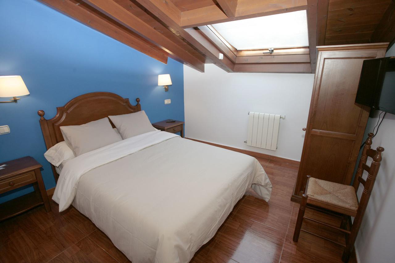 Hotel Pilones Інфієсто Екстер'єр фото
