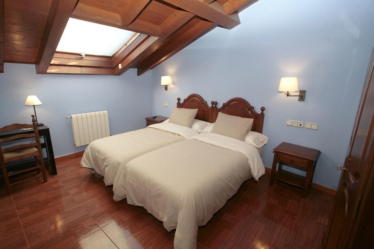 Hotel Pilones Інфієсто Екстер'єр фото