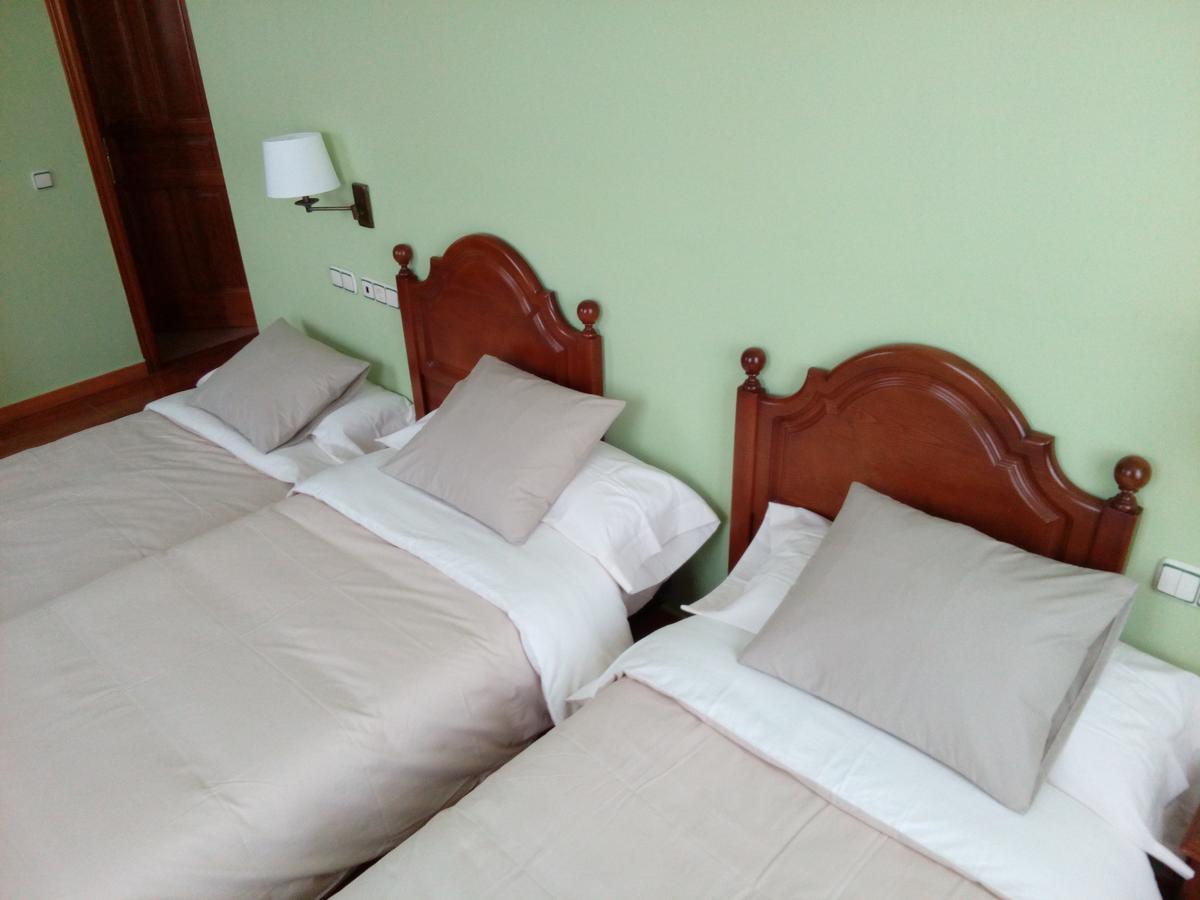 Hotel Pilones Інфієсто Екстер'єр фото