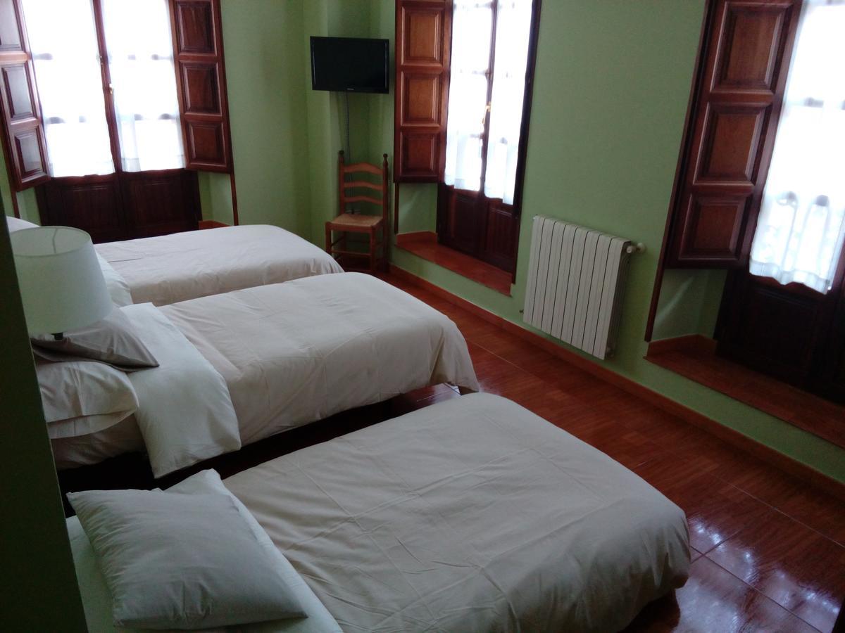 Hotel Pilones Інфієсто Екстер'єр фото