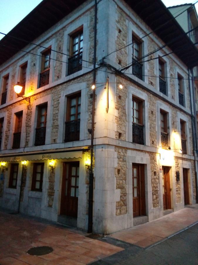 Hotel Pilones Інфієсто Екстер'єр фото